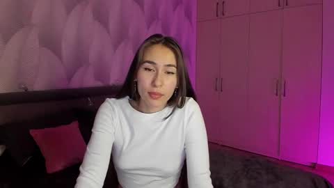 Mika online show from March 9, 2025, 11:56 pm