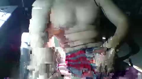 shy_boy0128 online show from January 15, 2025, 4:32 pm