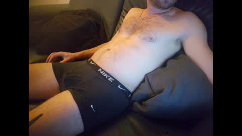 xxshy boy online show from February 15, 2026, 10:50 pm