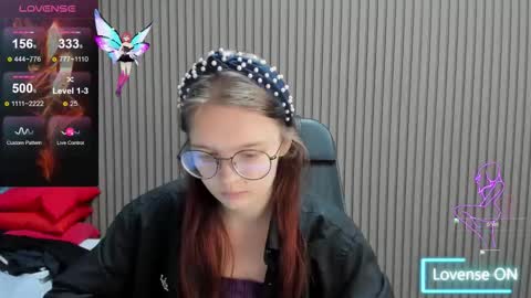 Snapshot of shy_elina01 chatting on October 5, 2025, 10:24 am shy_elina01 online show from October 5, 2025, 10:24 am