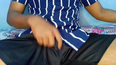 shyeyes online show from January 19, 2025, 2:38 pm