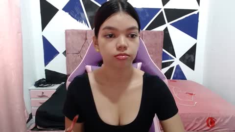 Snapshot of shy_luna18 chatting on October 12, 2025, 12:37 pm luna online show from October 12, 2025, 12:37 pm