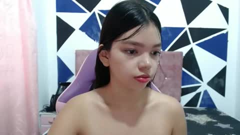 Snapshot of shy_luna18 chatting on November 2, 2025, 1:35 pm luna online show from November 2, 2025, 1:35 pm