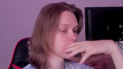 Snapshot of shy_nny chatting on September 12, 2025, 11:10 am Mark online show from September 12, 2025, 11:10 am