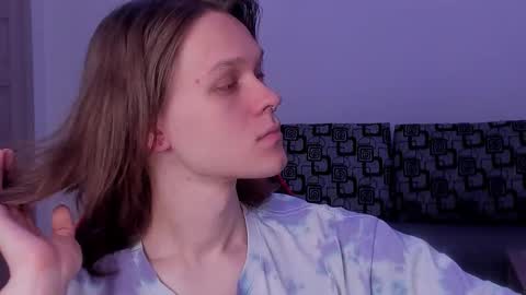 Snapshot of shy_nny chatting on October 2, 2025, 11:17 am Mark online show from October 2, 2025, 11:17 am