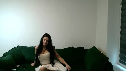 shy_princessss online show from November 3, 2025, 10:16 am