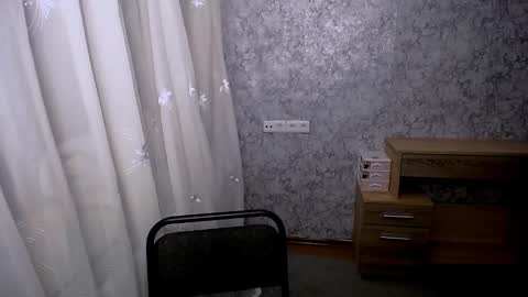 shy_sabrina_ online show from December 23, 2024, 11:04 am