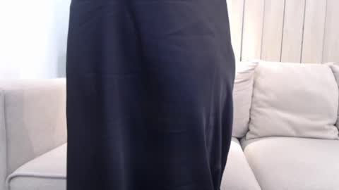 Snapshot of shy_schoolgirl_ chatting on January 23, 2025, 3:54 pm shy_schoolgirl_ online show from January 23, 2025, 3:54 pm