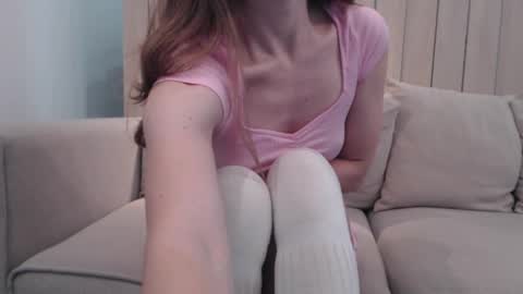 Snapshot of shy_schoolgirl_ chatting on January 24, 2025, 12:31 pm shy_schoolgirl_ online show from January 24, 2025, 12:31 pm