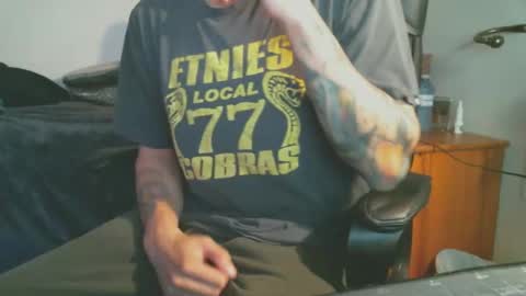 shyboyhugecum2020 online show from October 23, 2025, 2:55 am