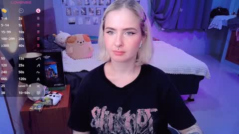 Effie online show from December 1, 2024, 4:29 pm