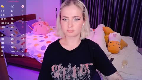 Effie online show from December 6, 2024, 7:01 pm