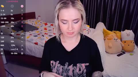 Effie online show from December 12, 2024, 3:05 pm