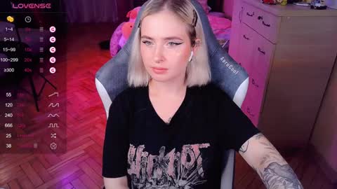 Effie online show from December 20, 2024, 5:29 pm