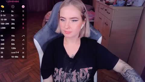 Effie online show from January 2, 2025, 6:12 pm