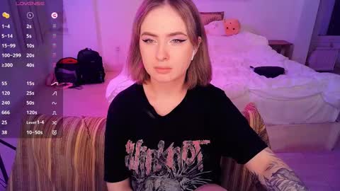 Effie online show from February 25, 2025, 9:46 pm