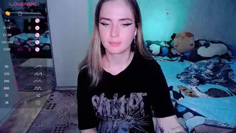 Effie online show from October 29, 2025, 8:10 pm