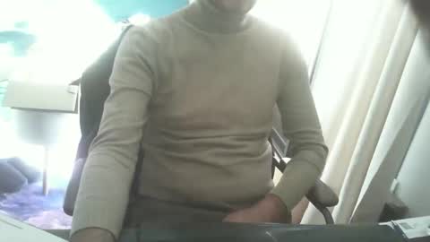 shyfrenchcock online show from January 17, 2025, 11:27 am