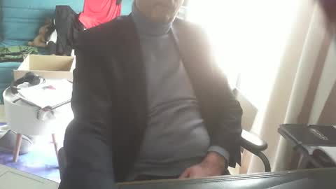 shyfrenchcock online show from March 10, 2025, 1:10 pm