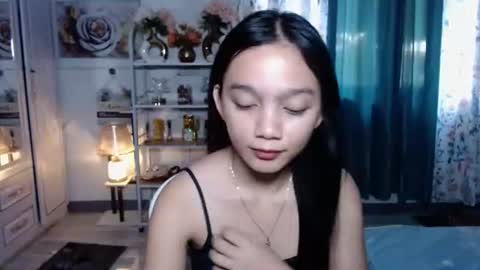 lyn online show from May 31, 2026, 3:36 am