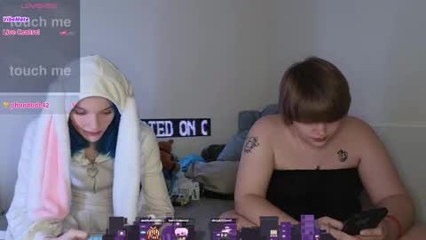 Hippie online show from March 28, 2026, 2:44 am