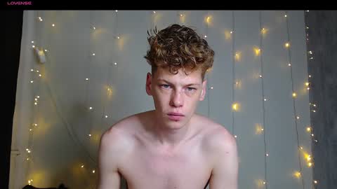 Snapshot of shyredstar chatting on January 11, 2025, 8:00 am Tom and Betty online show from January 11, 2025, 8:00 am