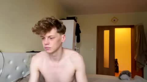 Tom and Betty online show from December 2, 2025, 6:41 am