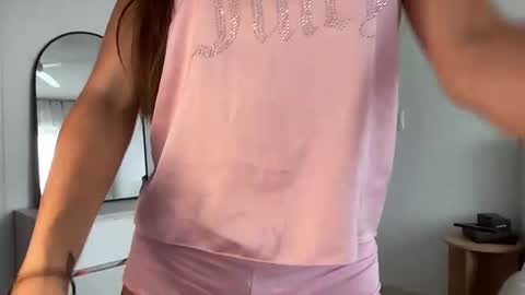 Snapshot of shysashy chatting on January 13, 2025, 11:38 pm Sasha online show from January 13, 2025, 11:38 pm