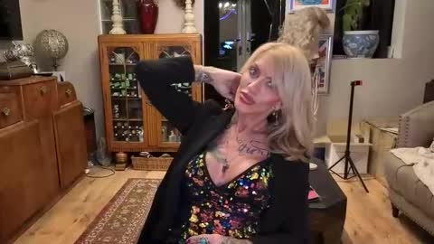 Snapshot of shytrans_uk chatting on February 28, 2026, 12:44 am shytrans_uk online show from February 28, 2026, 12:44 am