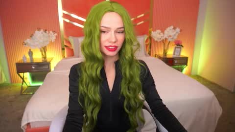 shyysiren online show from September 20, 2025, 6:14 am