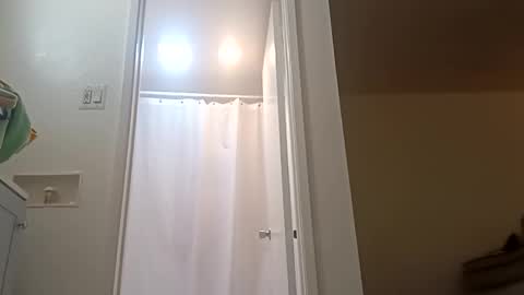 Snapshot of si_one_love chatting on April 14, 2026, 1:44 am si_one_love online show from April 14, 2026, 1:44 am