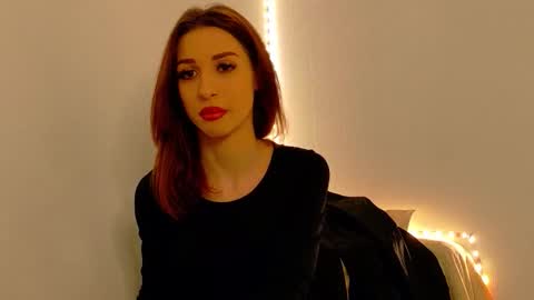 Anastasia online show from November 22, 2025, 1:43 pm