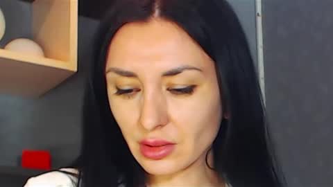 Siaconna online show from February 1, 2025, 6:54 am