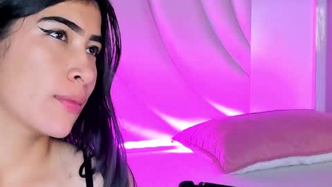 Siara and Zoe tattoo online show from May 16, 2026, 1:02 am