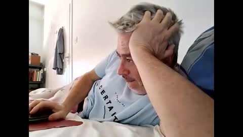 Snapshot of sibemolx chatting on October 18, 2025, 1:45 pm sibemolx online show from October 18, 2025, 1:45 pm