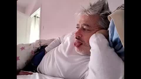 sibemolx online show from November 24, 2025, 9:09 am