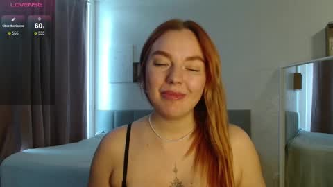 Snapshot of siberian_girl_ chatting on February 19, 2026, 4:41 am Eva online show from February 19, 2026, 4:41 am