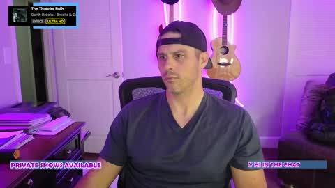 SideSnack online show from October 23, 2025, 3:44 pm