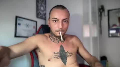 sidvicious23cm online show from September 11, 2025, 4:51 pm