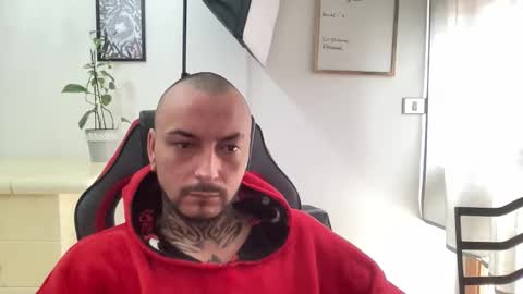 sidvicious23cm online show from February 16, 2026, 9:49 am