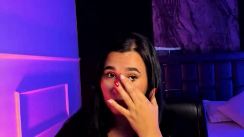 Siena Rosewood online show from December 18, 2025, 4:18 am