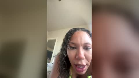 sierrasayz online show from April 2, 2026, 10:51 pm