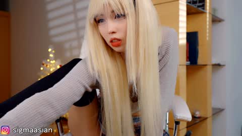 OF   instagram sigmaasian twitter sigmasian online show from December 27, 2024, 4:58 am