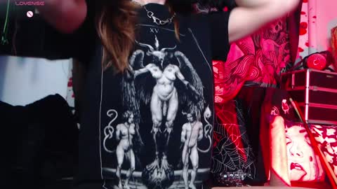 Snapshot of silentmary chatting on February 18, 2026, 2:24 pm Allmylinkssilentmary666 online show from February 18, 2026, 2:24 pm