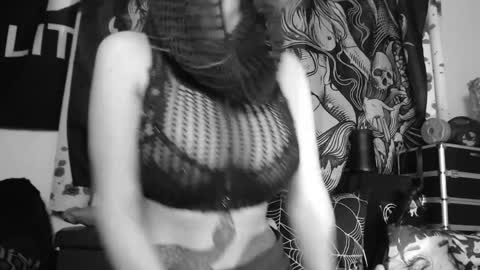 Allmylinkssilentmary666 online show from April 10, 2026, 2:06 am