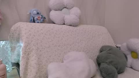 silk_ann online show from January 18, 2026, 6:17 am