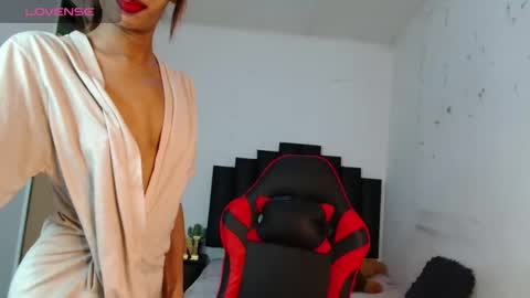 Snapshot of silky_indian69 chatting on October 4, 2025, 1:47 am Niki online show from October 4, 2025, 1:47 am