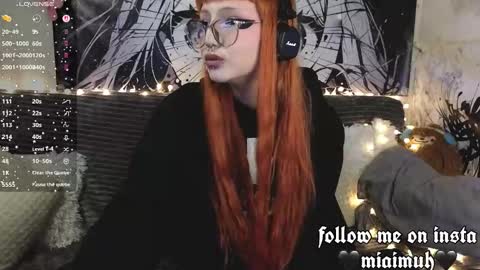 Mia online show from February 26, 2026, 10:53 pm