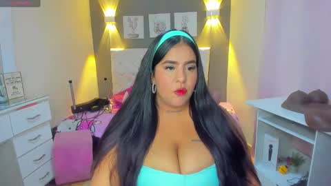 Silvana cruzzz online show from October 23, 2025, 2:11 am