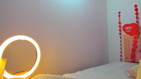 Silvana online show from February 15, 2025, 12:54 pm